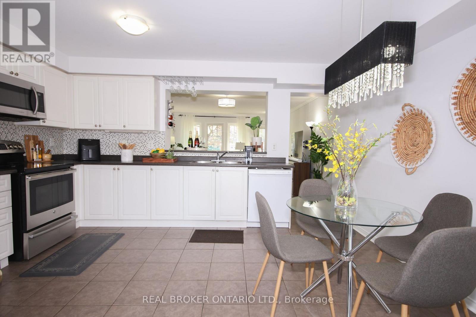 9 - 3200 Bentley Drive, Mississauga, ON - Indoor