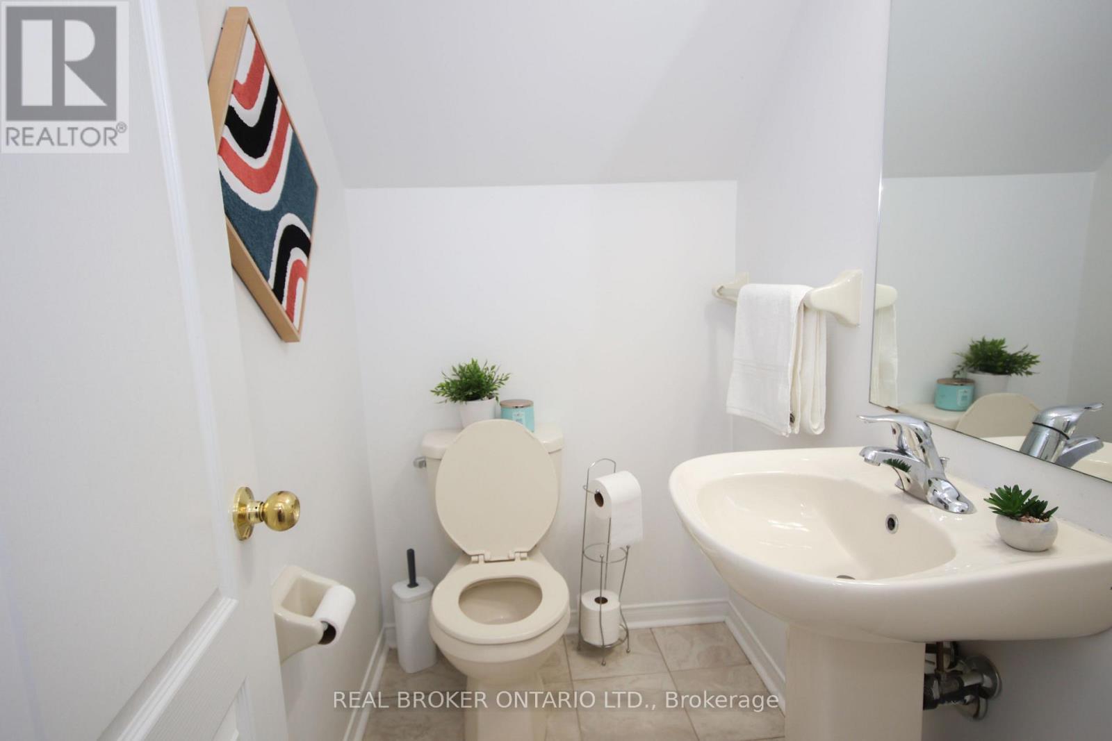 9 - 3200 Bentley Drive, Mississauga, ON - Indoor Photo Showing Bathroom