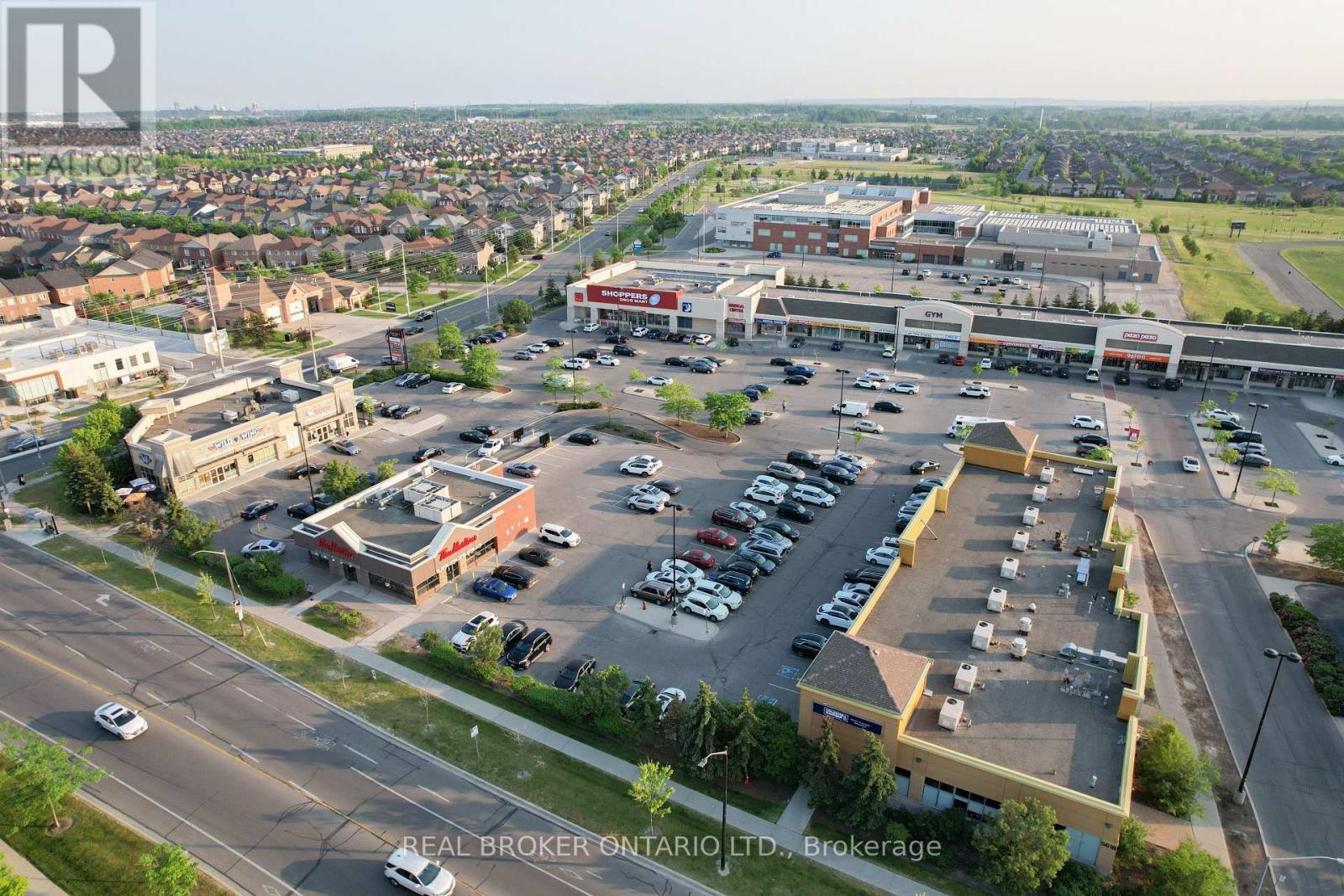 9 - 3200 Bentley Drive, Mississauga, ON - Outdoor With View