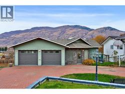 2481 Parkview Drive Kamloops, BC V2B 7J3