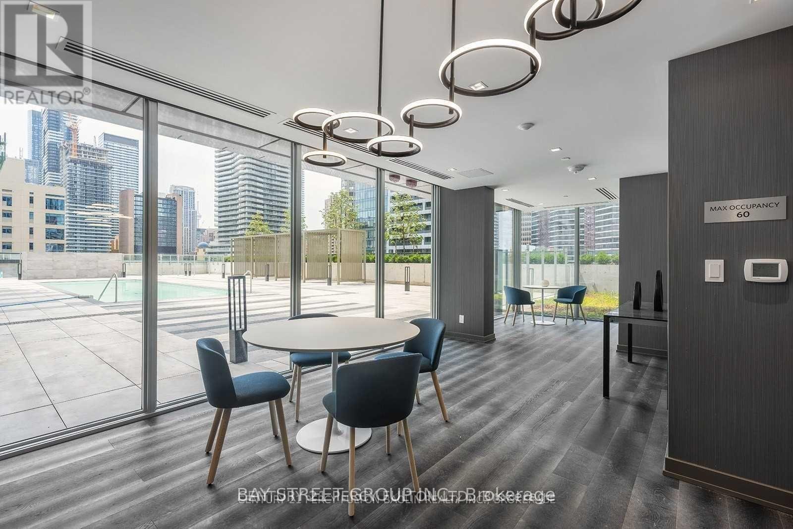 3209 - 3 Gloucester Street, Toronto, ON - Indoor