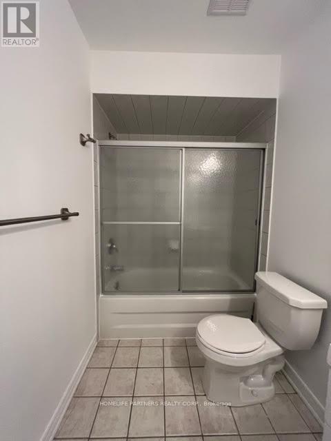 38 Stone Palace Way, Vaughan, ON - Indoor Photo Showing Bathroom