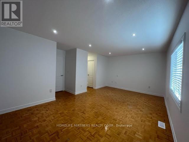 38 Stone Palace Way, Vaughan, ON - Indoor Photo Showing Other Room