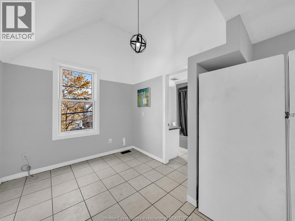 1153 University, Windsor, ON - Indoor Photo Showing Other Room