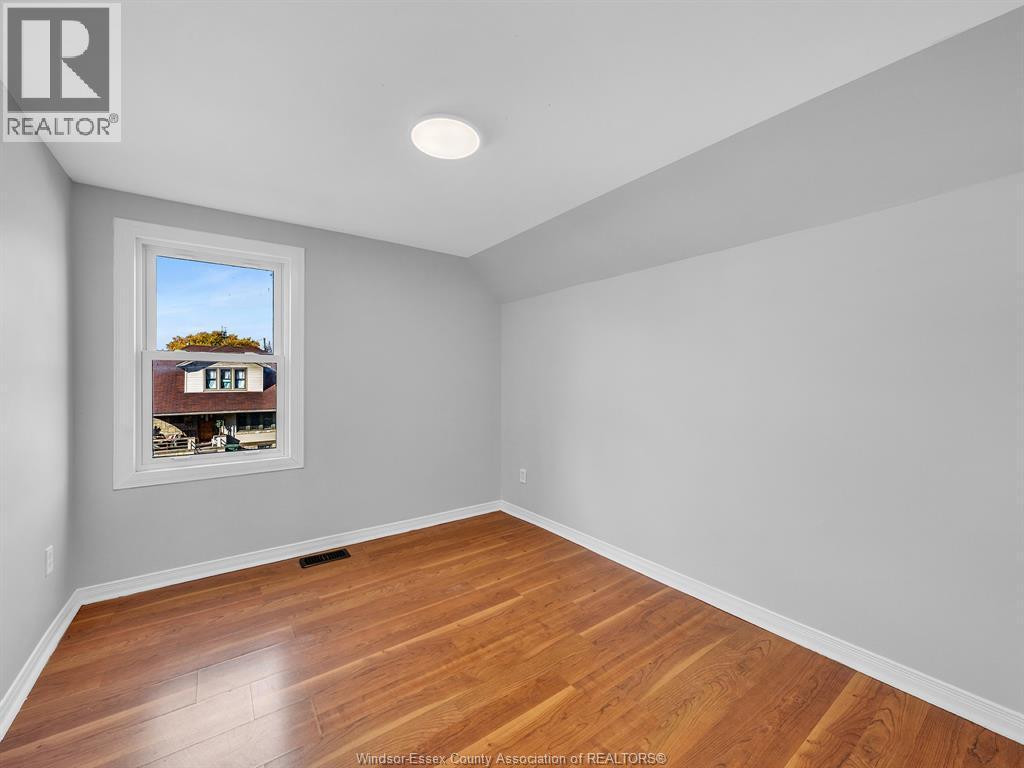 1153 University, Windsor, ON - Indoor Photo Showing Other Room