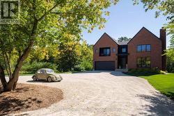 854 SIXTH STREET Clearview, ON L9Y 3Y9