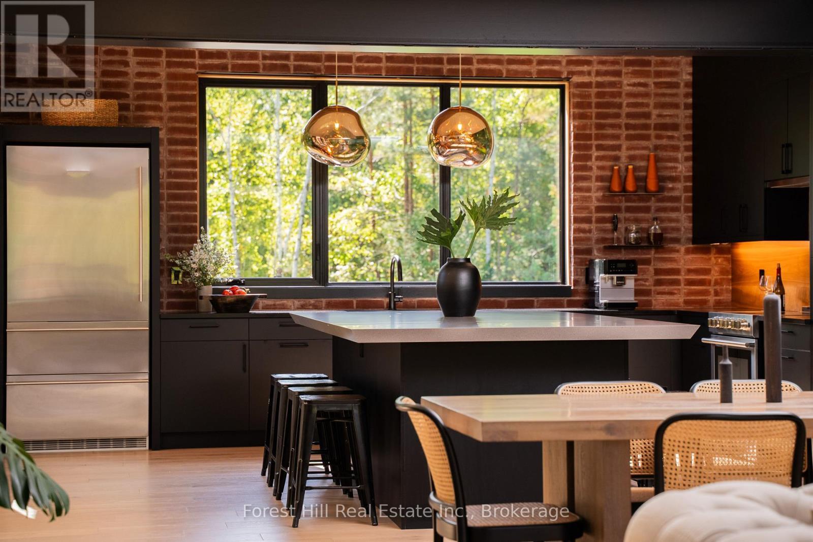 854 Sixth Street, Clearview, ON - Indoor