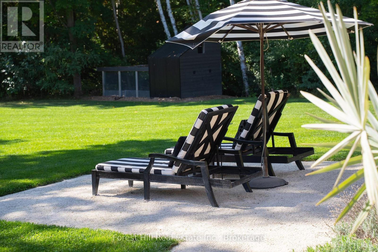 854 Sixth Street, Clearview, ON - Outdoor