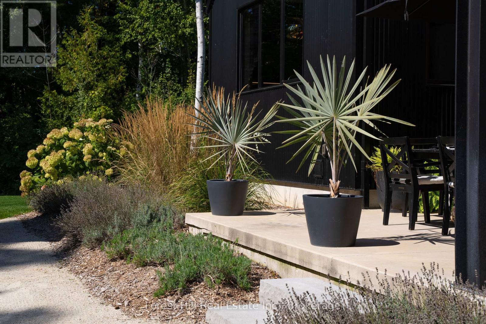 854 Sixth Street, Clearview, ON - Outdoor