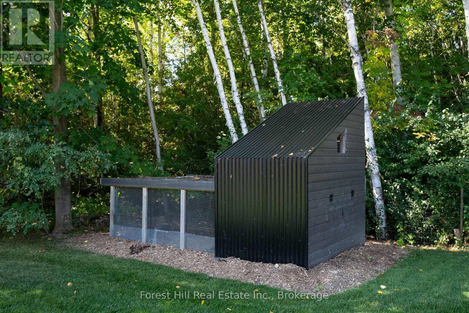 854 Sixth Street, Clearview, ON - Outdoor