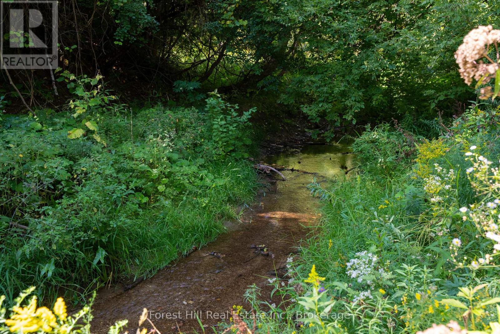 854 Sixth Street, Clearview, ON - Outdoor