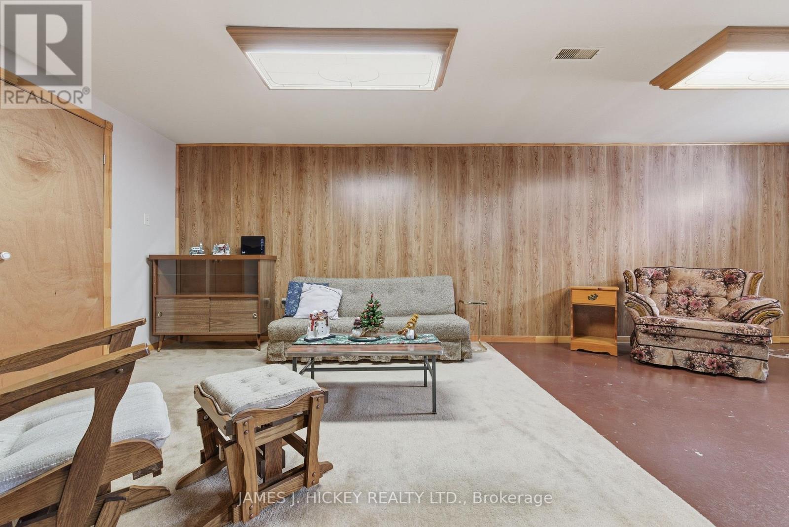 101 Lance Road, Laurentian Hills, ON - Indoor