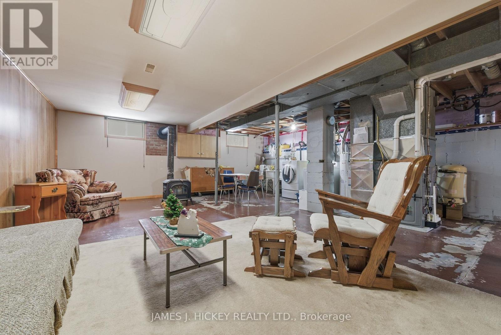 101 Lance Road, Laurentian Hills, ON - Indoor