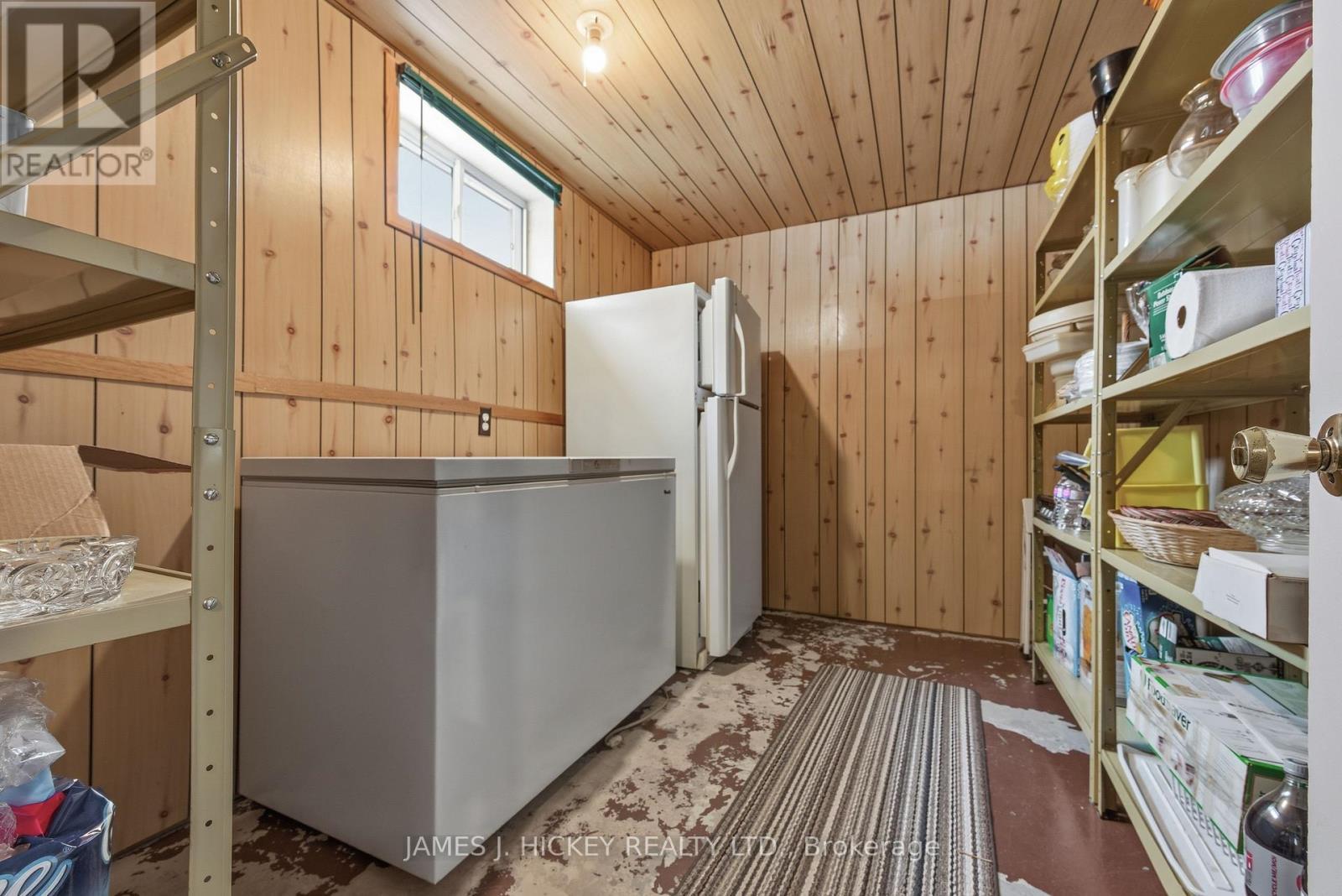 101 Lance Road, Laurentian Hills, ON - Indoor