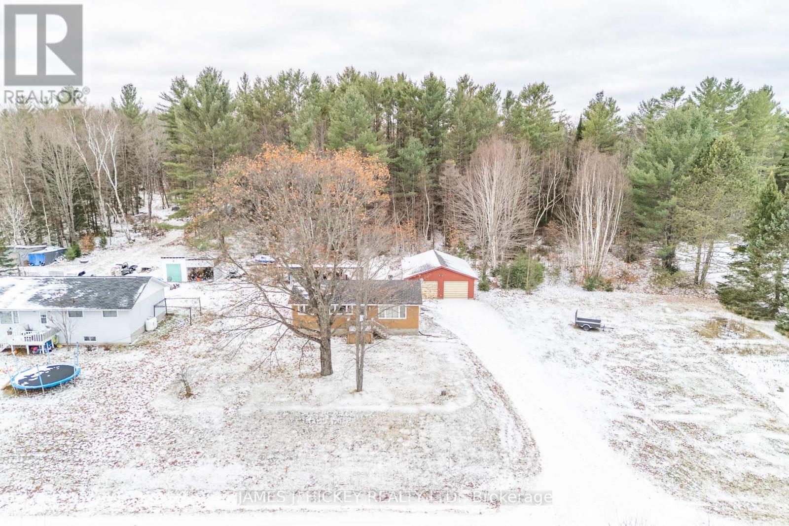 101 Lance Road, Laurentian Hills, ON - Outdoor