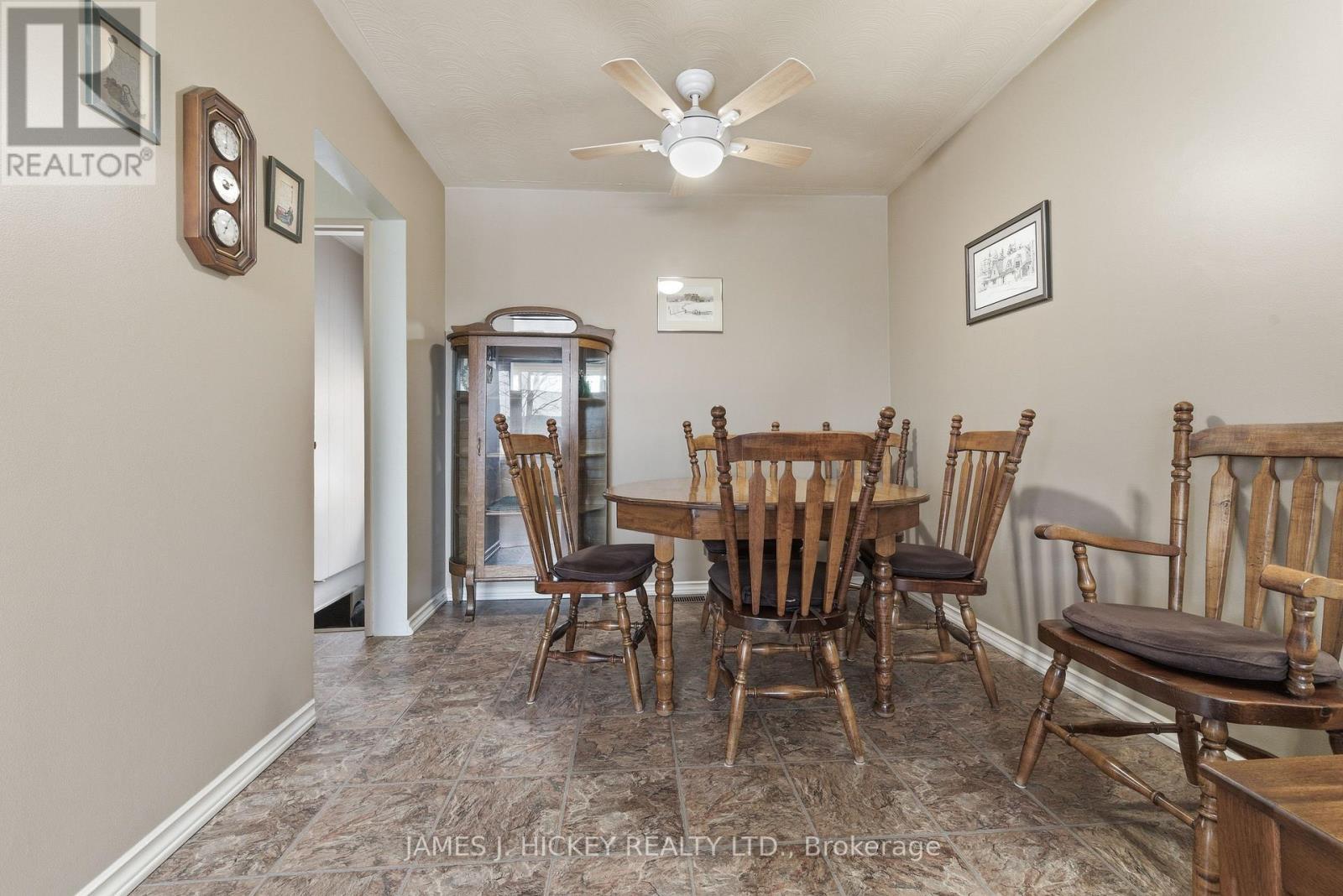 101 Lance Road, Laurentian Hills, ON - Indoor Photo Showing Dining Room