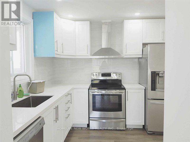 616 Langs Drive, Cambridge, ON - Indoor Photo Showing Kitchen With Upgraded Kitchen