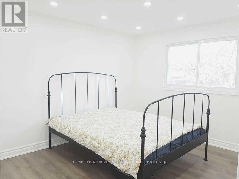 616 Langs Drive, Cambridge, ON - Indoor Photo Showing Bedroom