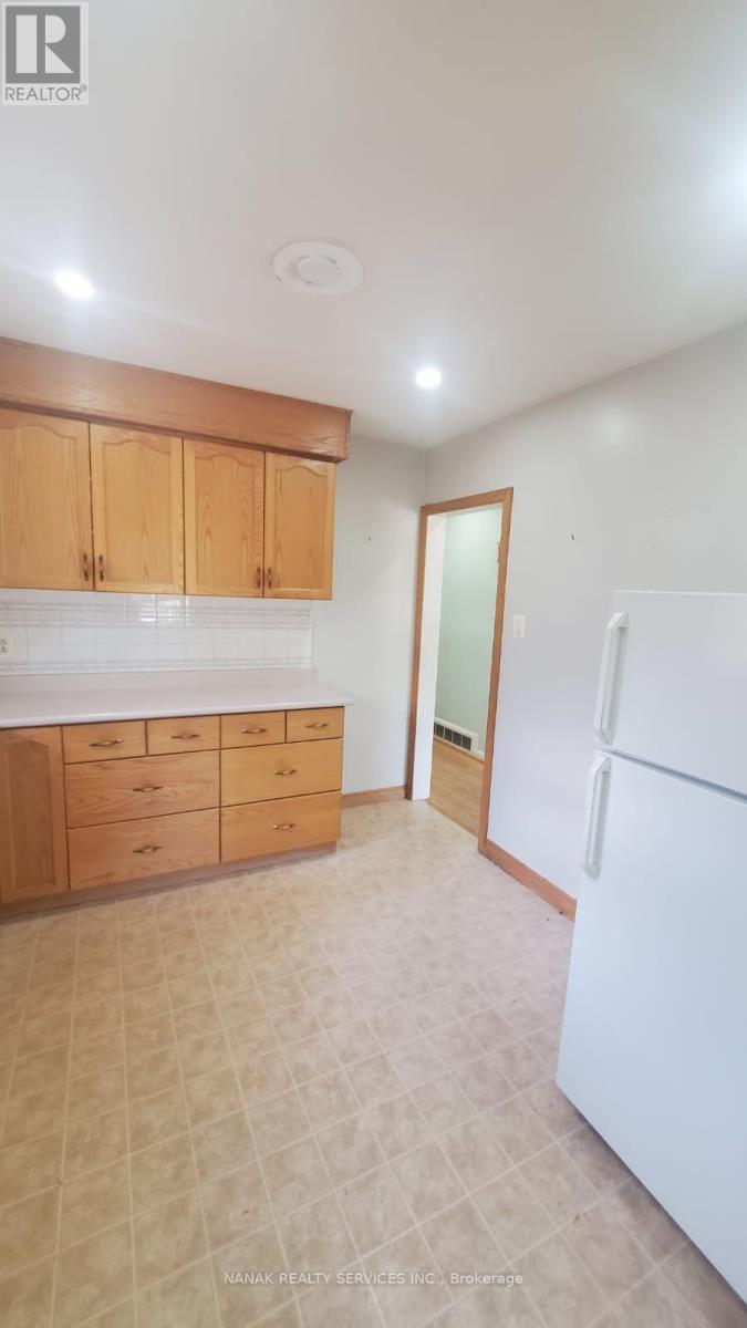 24 Alhart Drive, Toronto, ON - Indoor Photo Showing Other Room