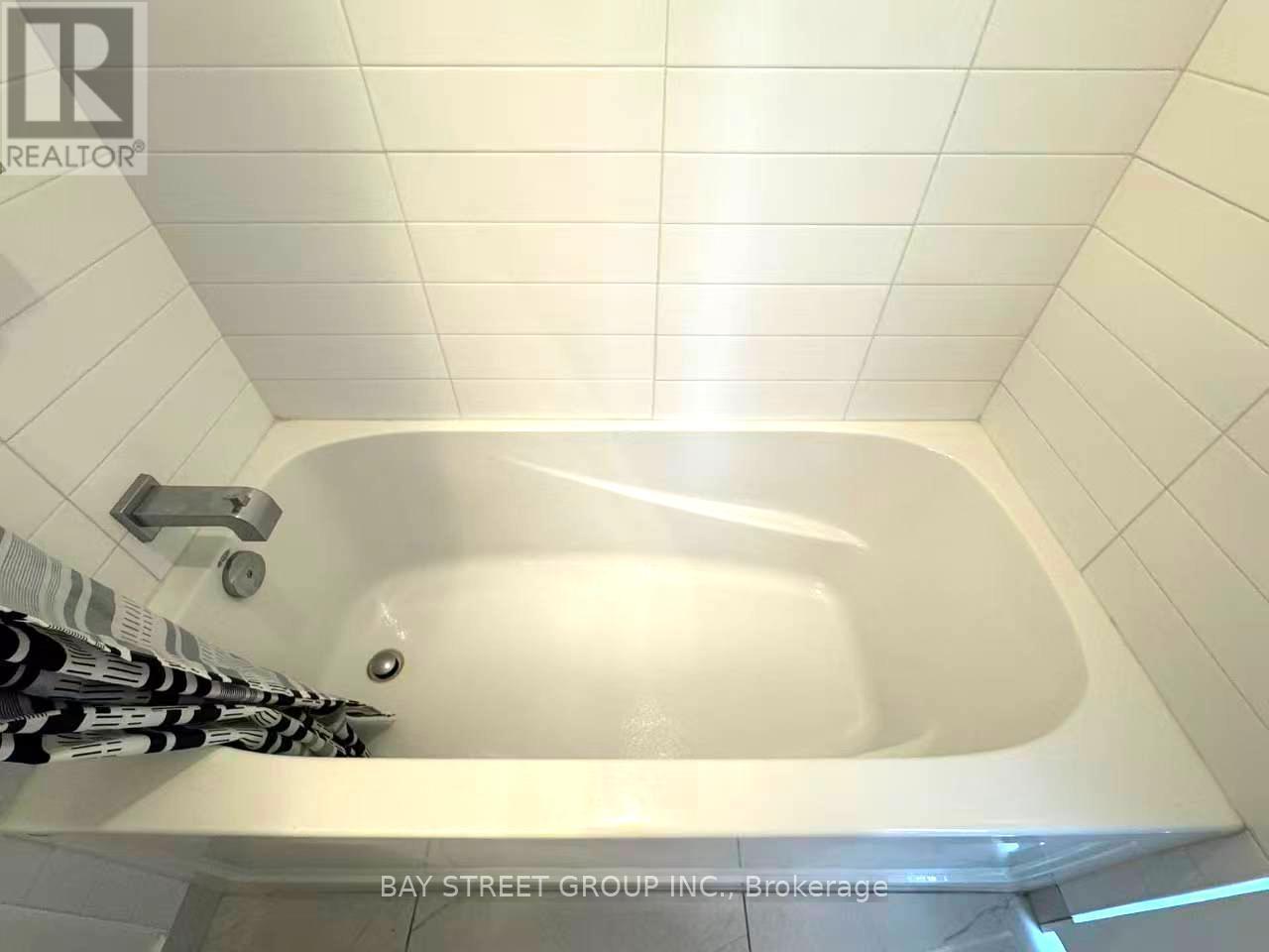 904 - 18 Maitland Terrace, Toronto, ON - Indoor Photo Showing Bathroom