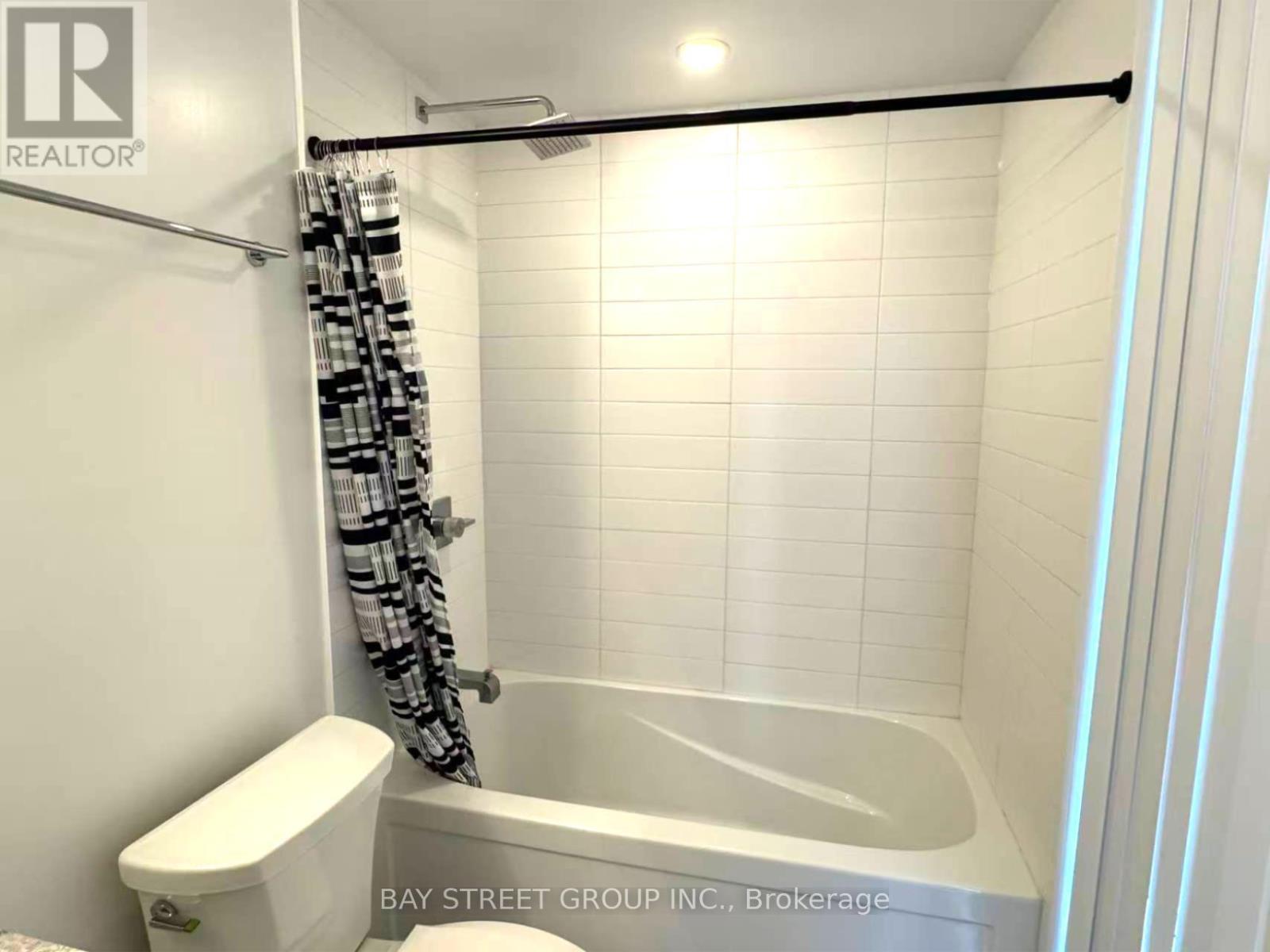 904 - 18 Maitland Terrace, Toronto, ON - Indoor Photo Showing Bathroom