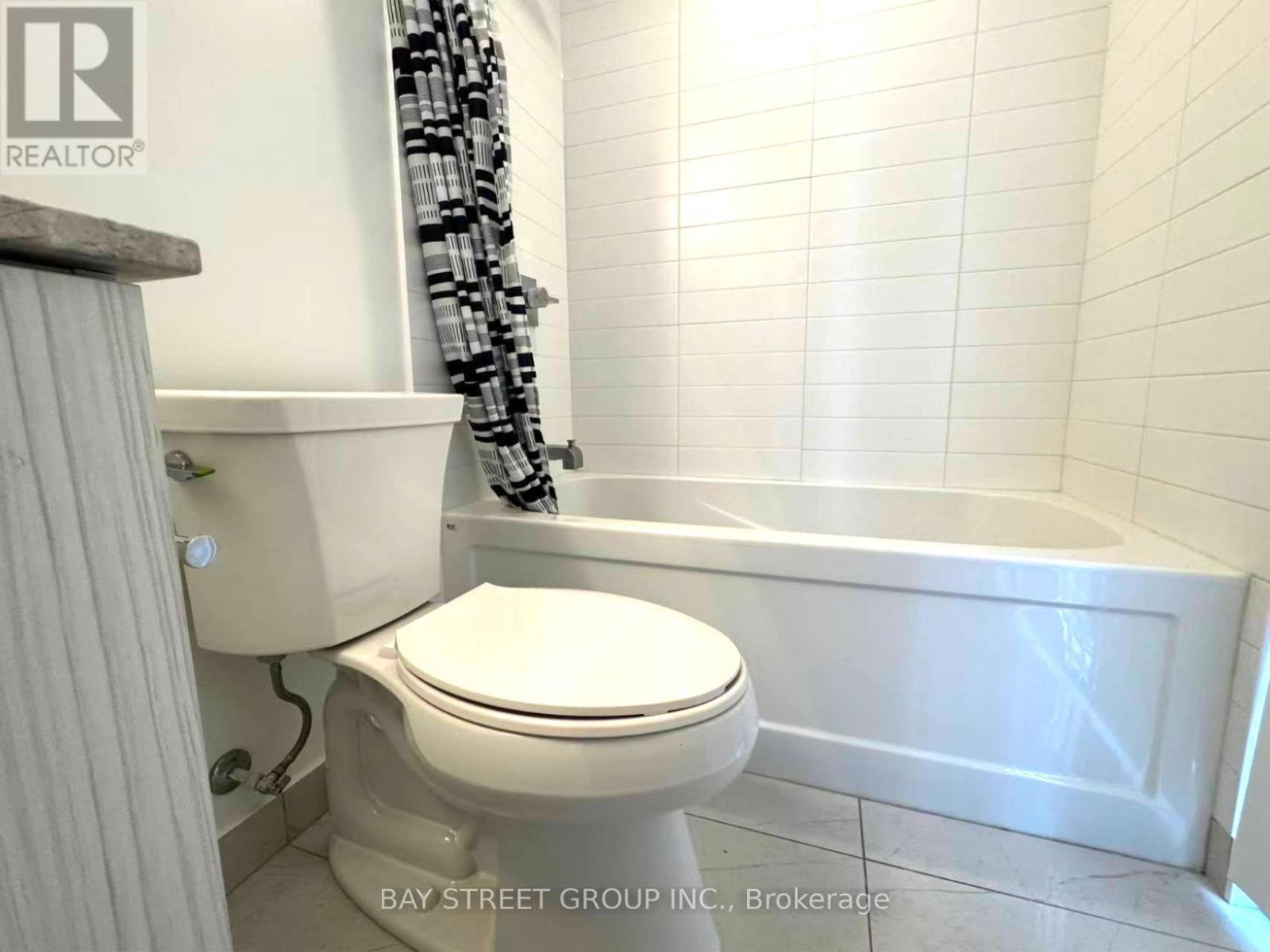 904 - 18 Maitland Terrace, Toronto, ON - Indoor Photo Showing Bathroom