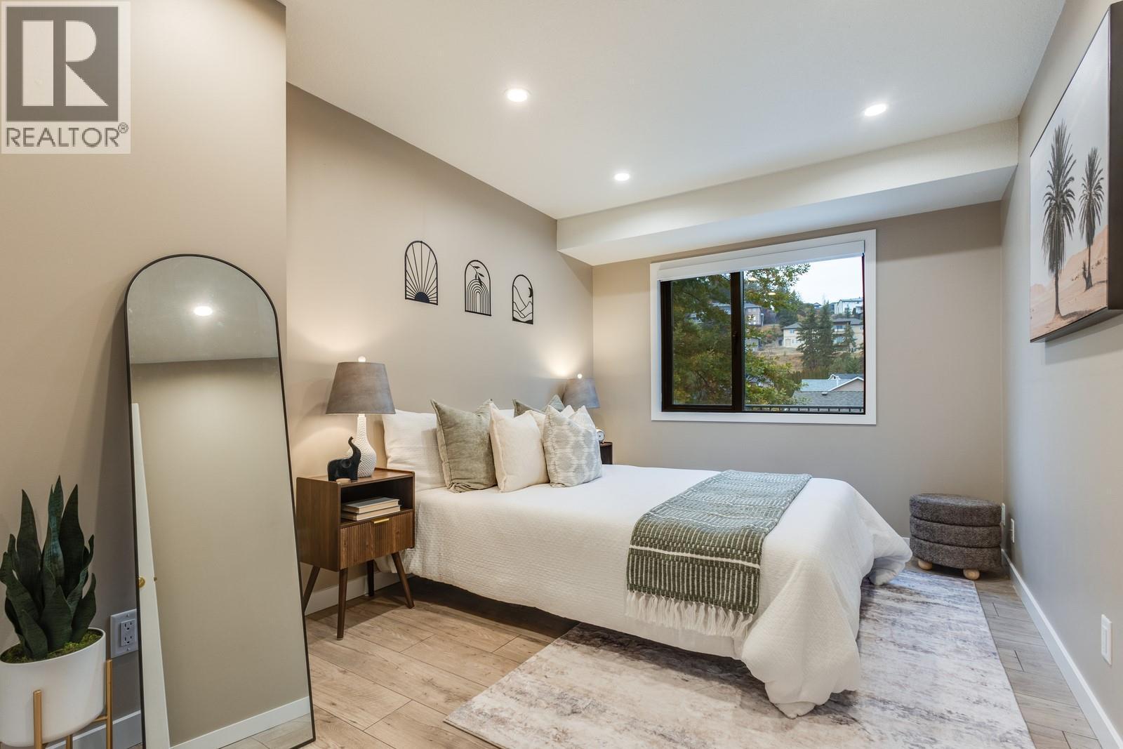 1932 Horizon Drive, West Kelowna, BC - Indoor Photo Showing Bedroom