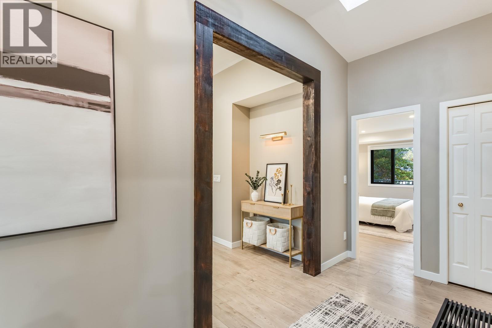 1932 Horizon Drive, West Kelowna, BC - Indoor Photo Showing Other Room