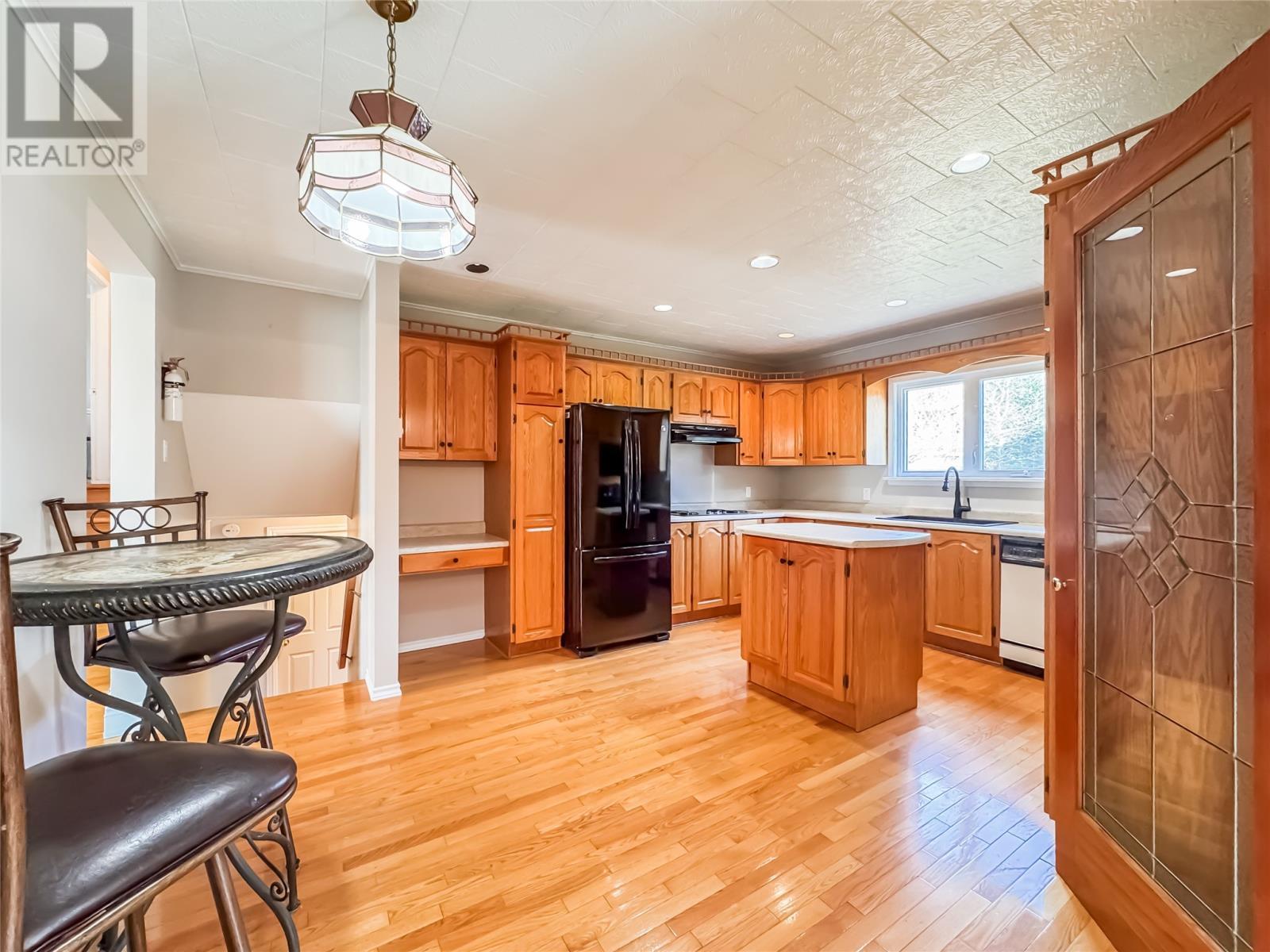273 Main Street, Burin Bay Arm, NL - Indoor Photo Showing Kitchen