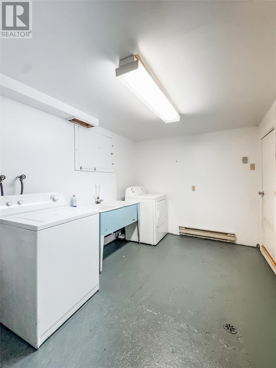 273 Main Street, Burin Bay Arm, NL - Indoor Photo Showing Laundry Room