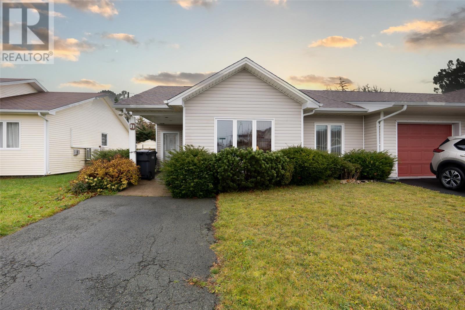 31 Kestrel Drive, Paradise, NL - Outdoor