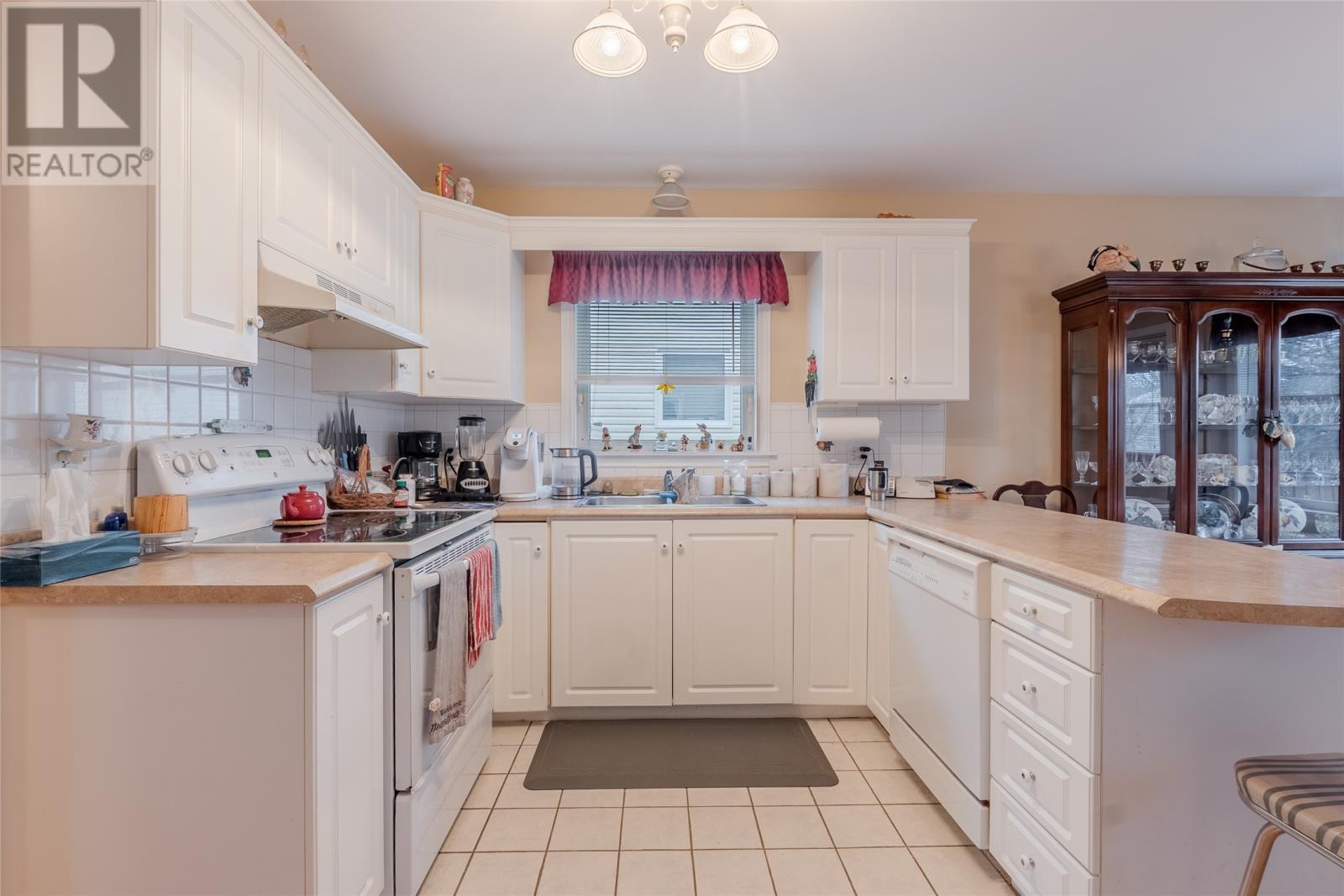 31 Kestrel Drive, Paradise, NL - Indoor Photo Showing Kitchen With Double Sink