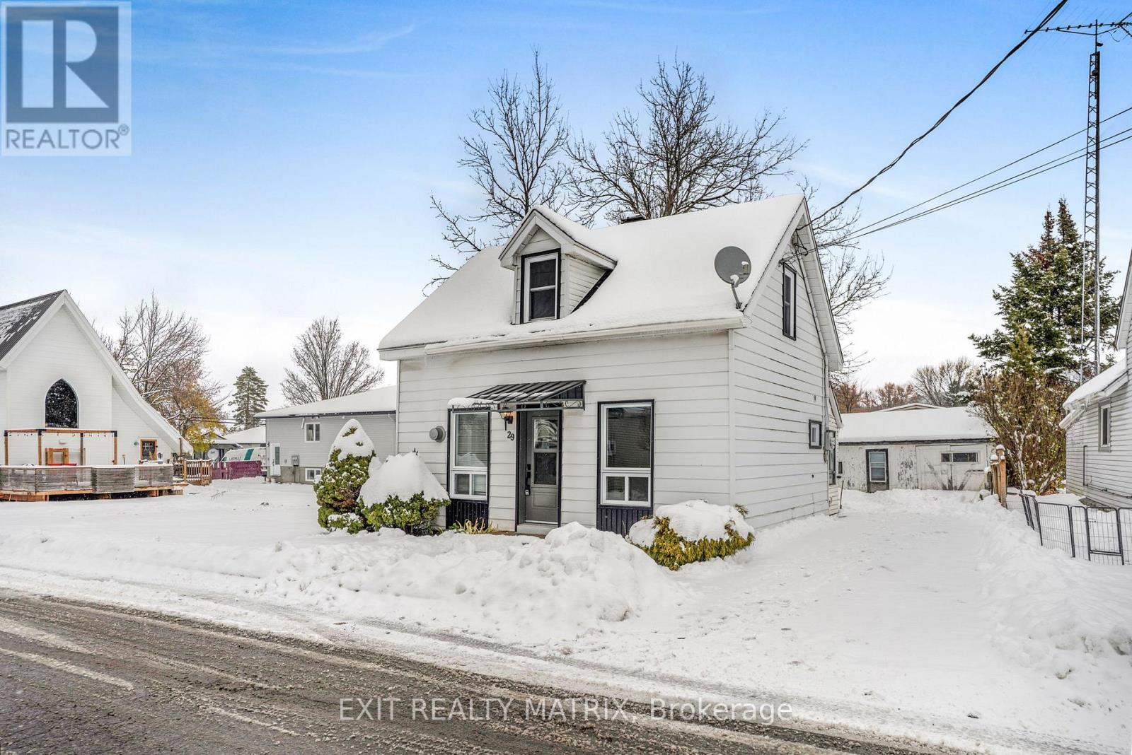 29 Peter Street, Champlain, ON - Outdoor