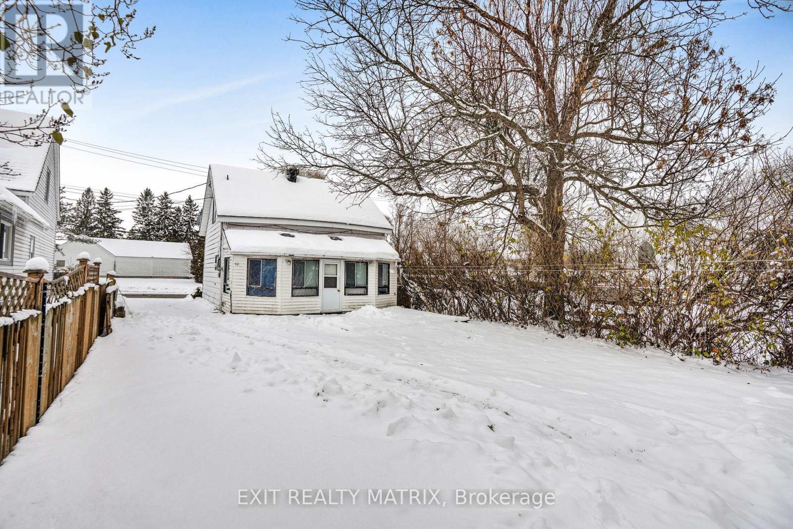 29 Peter Street, Champlain, ON - Outdoor