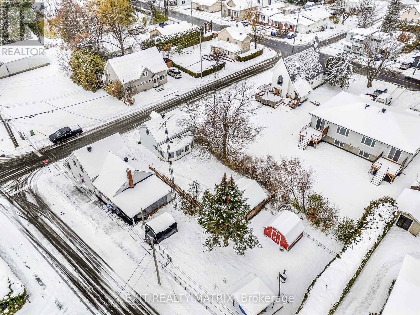 29 Peter Street, Champlain, ON - Outdoor