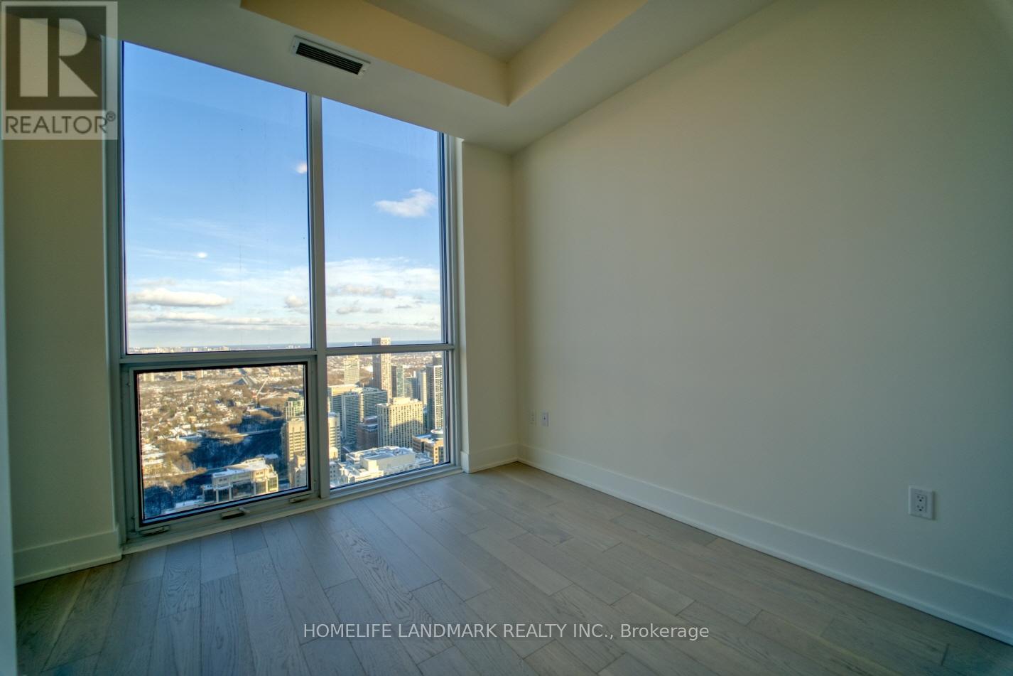 5509 - 1 Yorkville Avenue, Toronto, ON - Indoor Photo Showing Other Room