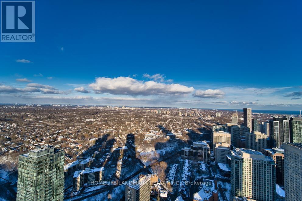 5509 - 1 Yorkville Avenue, Toronto, ON - Outdoor With View