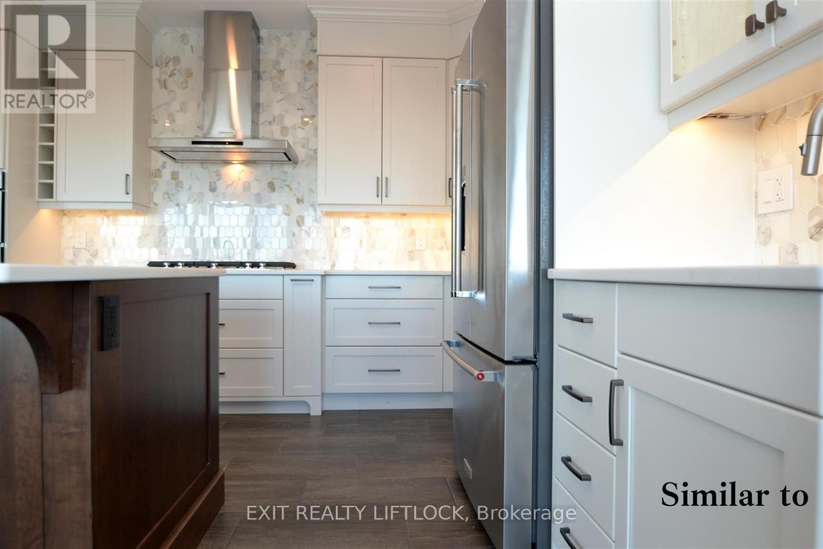 1912 Davenport Road, Cavan Monaghan (Cavan Twp), ON - Indoor Photo Showing Kitchen With Upgraded Kitchen
