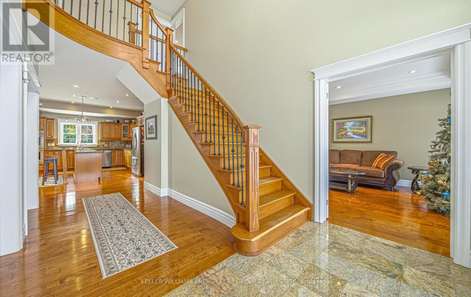 881 Carmel Crescent, Cavan Monaghan (Cavan Twp), ON - Indoor Photo Showing Other Room