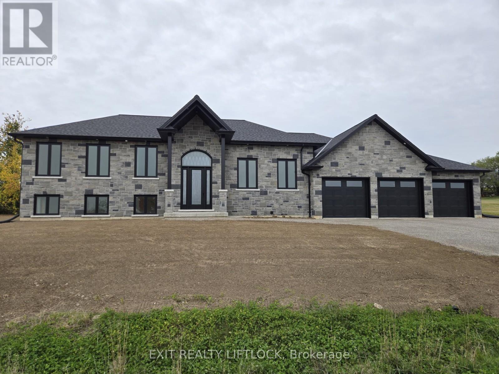 1936 Davenport Road, Cavan Monaghan (Cavan Twp), ON - Outdoor With Facade