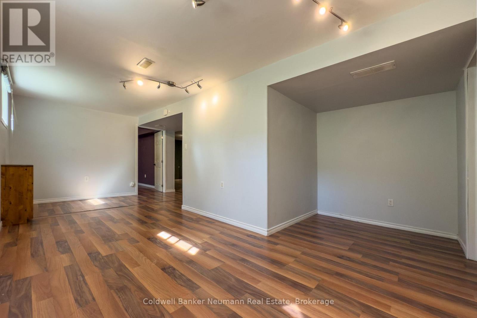 Lower - 37 Dunhill Crescent, Guelph (Willow West/Sugarbush/West Acres), ON - Indoor Photo Showing Other Room