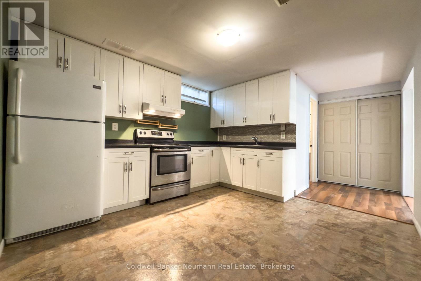 Lower - 37 Dunhill Crescent, Guelph (Willow West/Sugarbush/West Acres), ON - Indoor Photo Showing Kitchen
