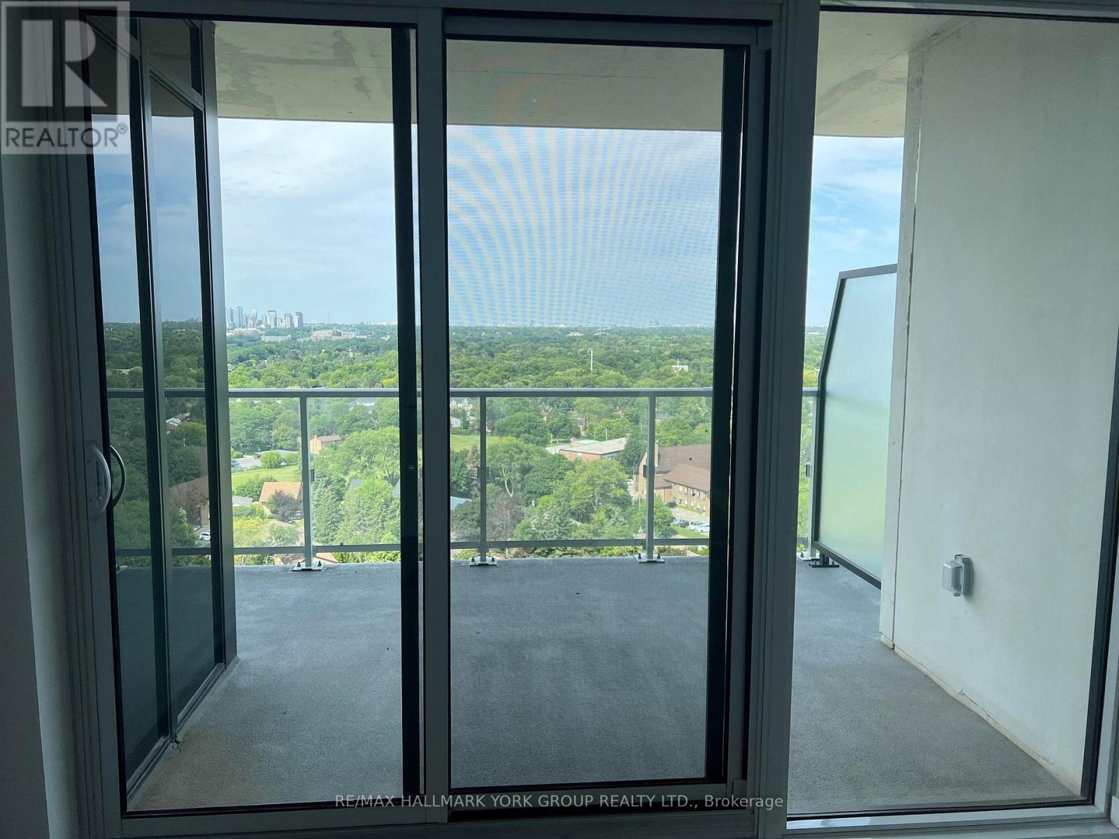 1523 - 20 O'Neill Road, Toronto, ON - Indoor Photo Showing Other Room