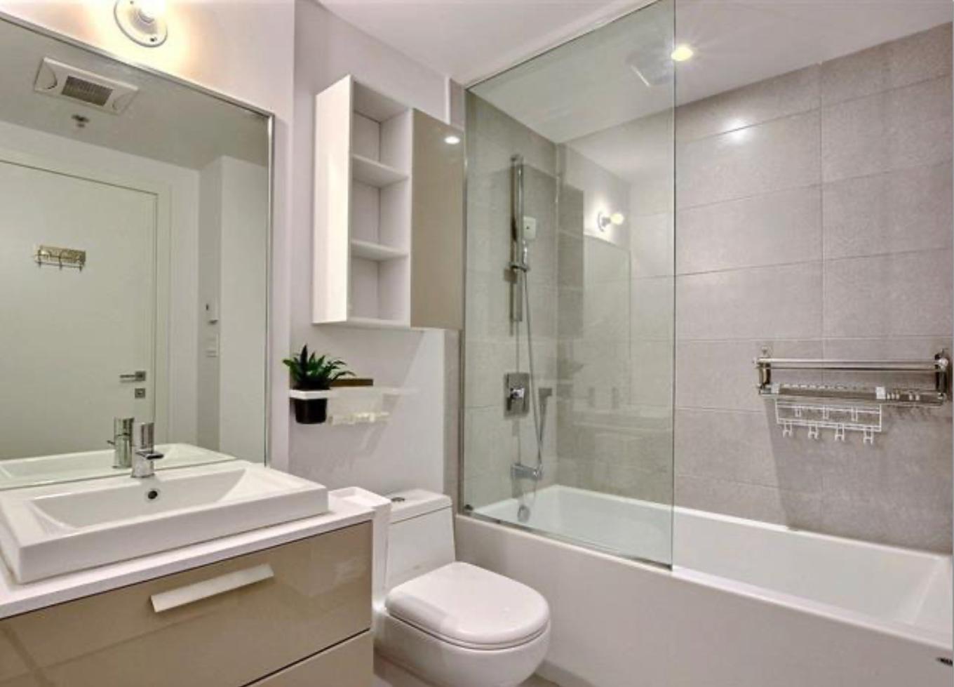 Bathroom - 2206-1211 Rue Drummond, Montréal (Ville-Marie), QC - Indoor Photo Showing Bathroom