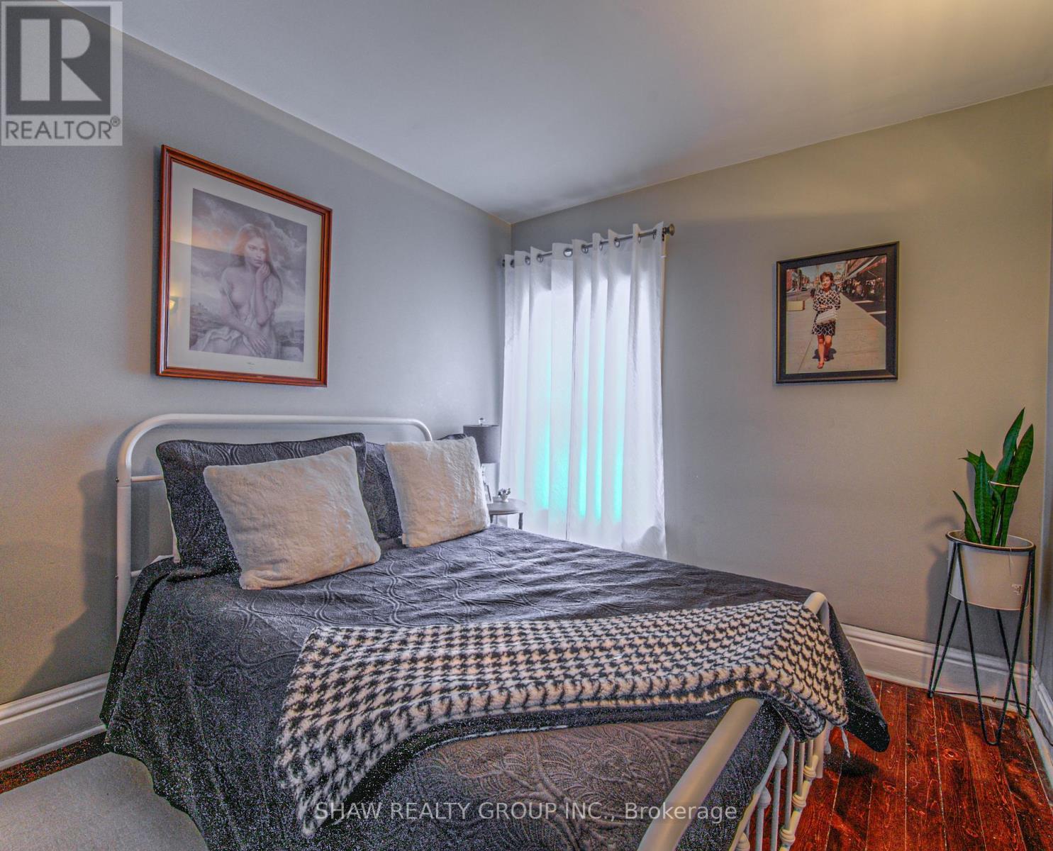 81 Beechwood Avenue, Hamilton, ON - Indoor Photo Showing Bedroom