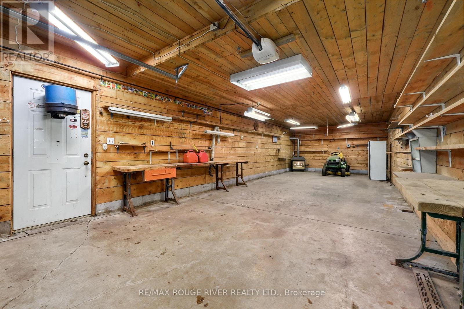 222 Cordova Road, Marmora And Lake (Marmora Ward), ON - Indoor Photo Showing Garage