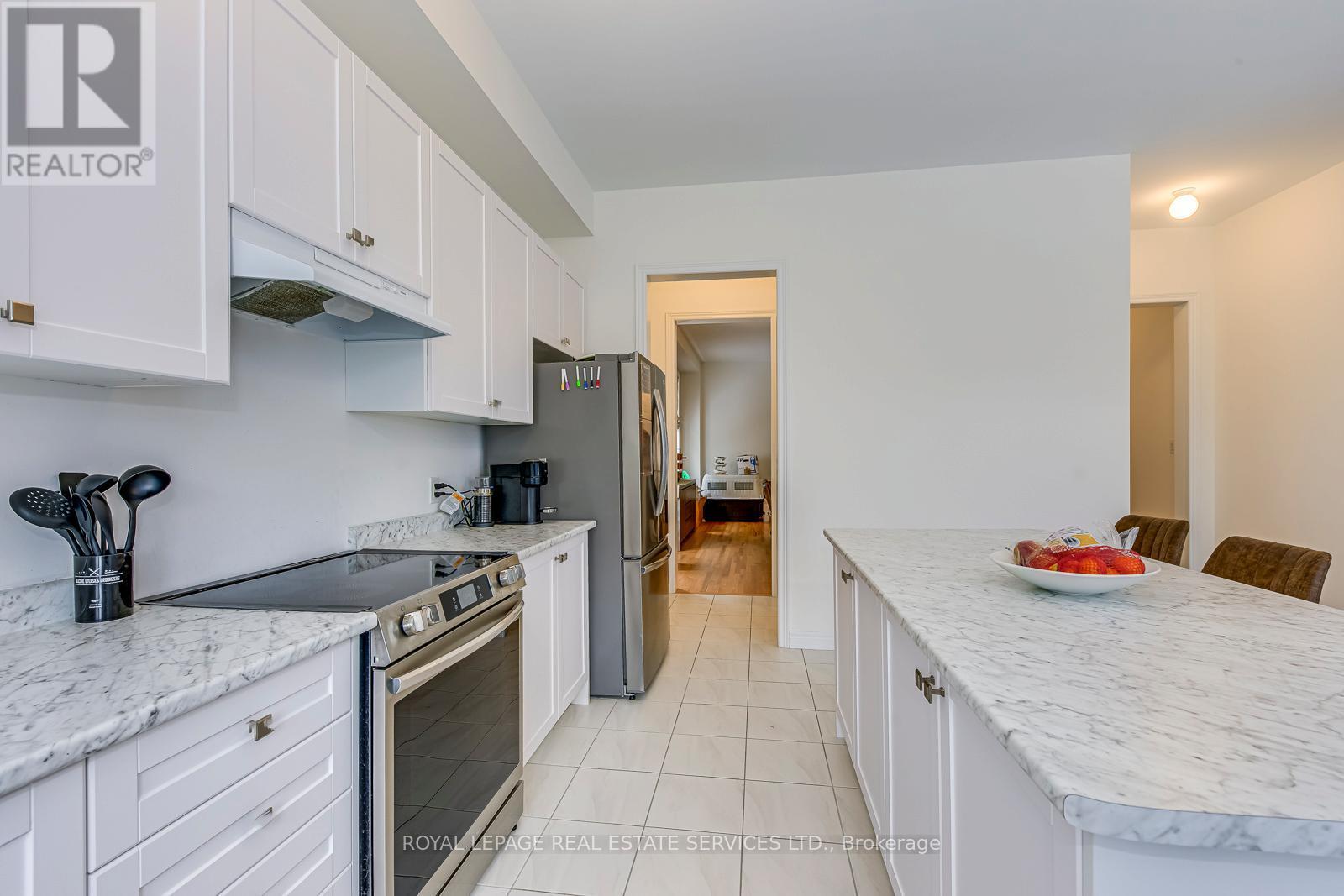 116 Limestone Lane, Shelburne, ON - Indoor Photo Showing Kitchen