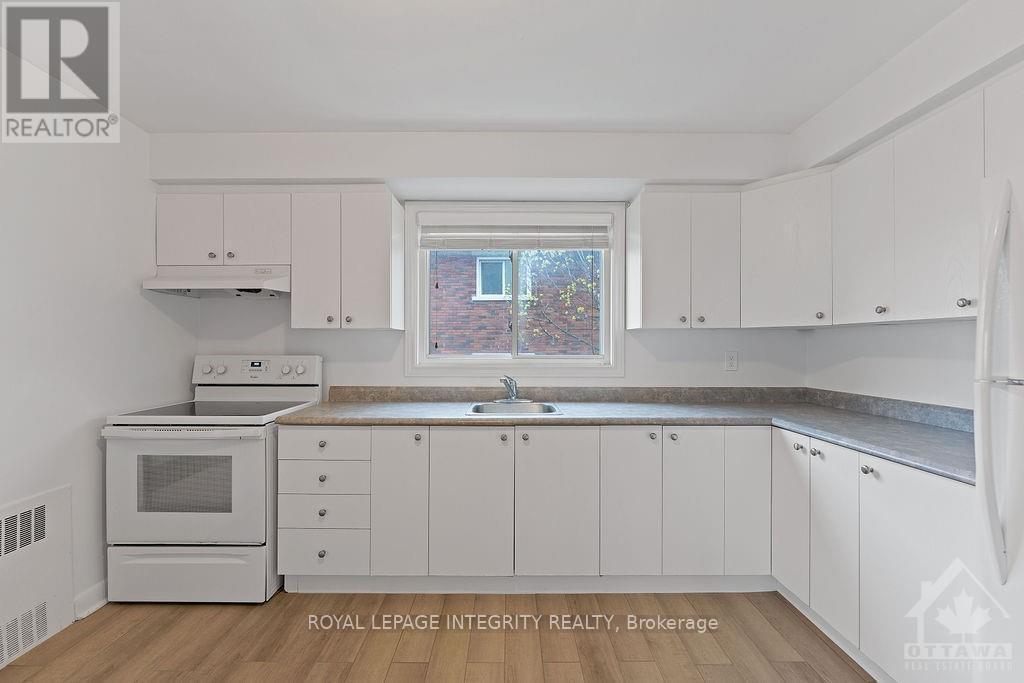 3 - 143 Granville Street, Ottawa, ON