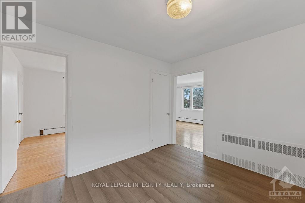 3 - 143 Granville Street, Ottawa, ON