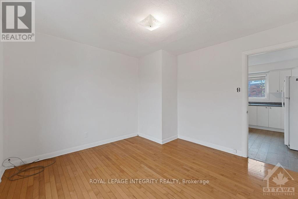 3 - 143 Granville Street, Ottawa, ON